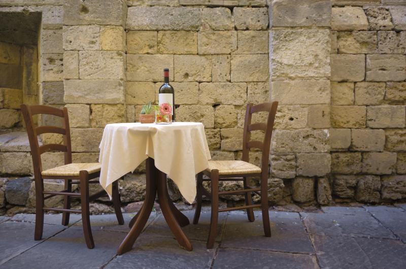 Boost Your Online Dating Presence Guest Post with Our Site